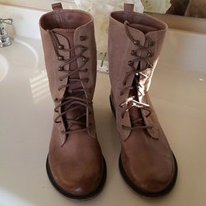 Brown boots